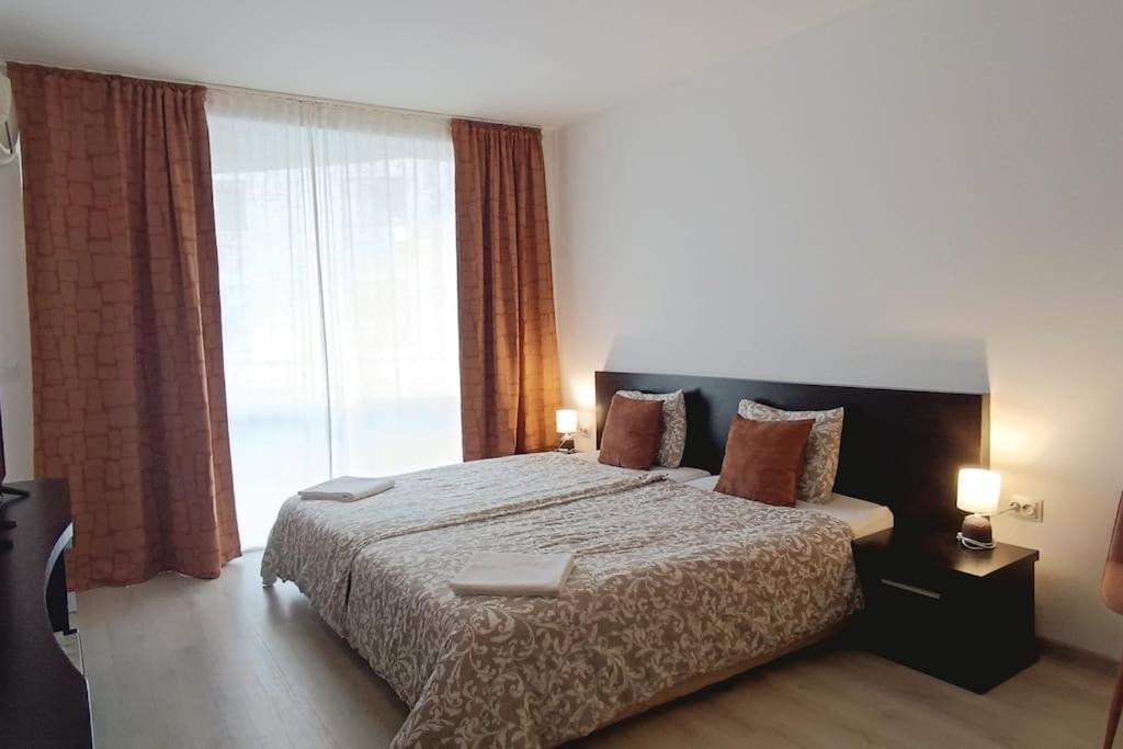 Atlantis Апартаменти Burgas